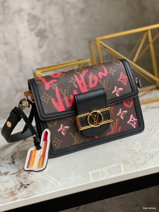 Fake Louis Bags MINI LOUIS - VUITTON DAUPHINE EDITION LIMITED 0818